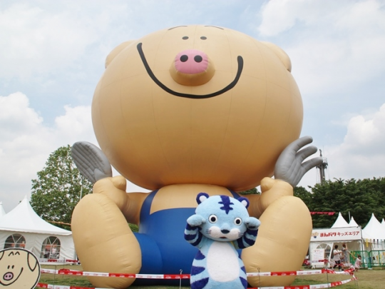 チンタイガーとまんパクの公式キャラクター「ぽぅ」君