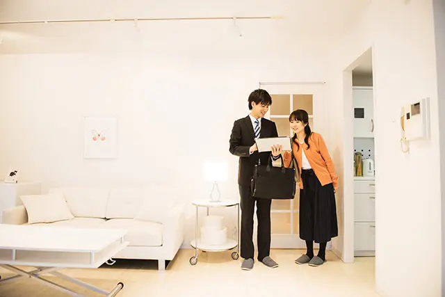 お部屋の内見